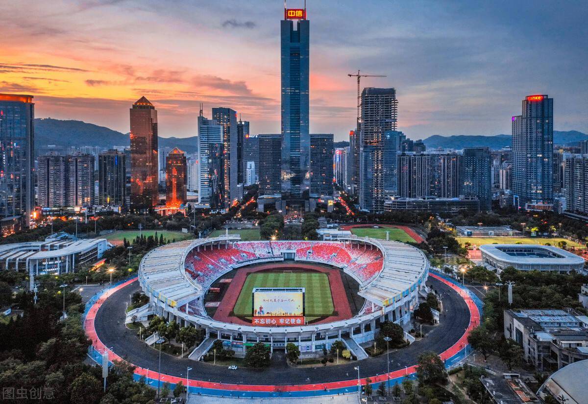 广州恒大重点整备中场阵型，备战关键战役